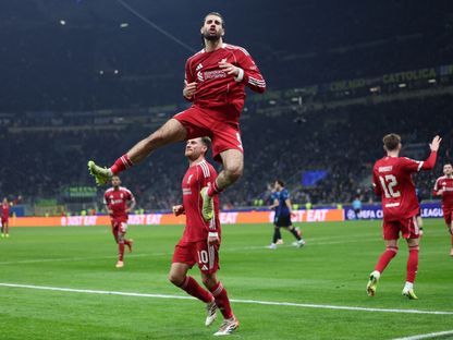 دومينيك سوبوسلاي لاعب ليفربول يحتفل بهدفه في مرمى إنتر ميلان بدوري أبطال أوروبا - 9 ديسمبر 2025 - Reuters