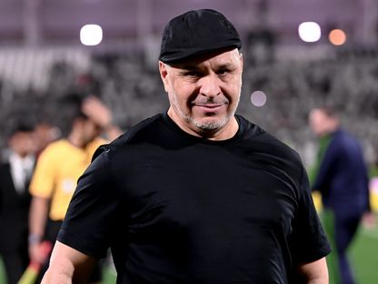 مدرب جزائري يسخر من منتخب الأردن.. وموسى التعمري يتوعّد