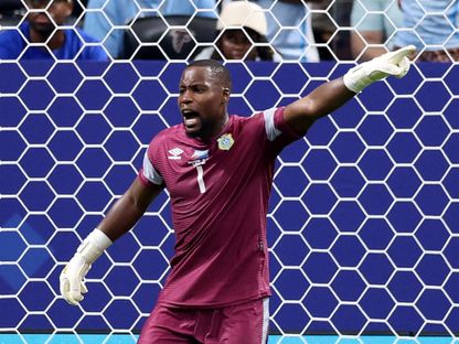 حارس جمهورية الكونغو الديمقراطية ليونيل مباسي خلال مباراة إنجلترا في كأس العالم 2026 - 1 يوليو 2026 - Reuters