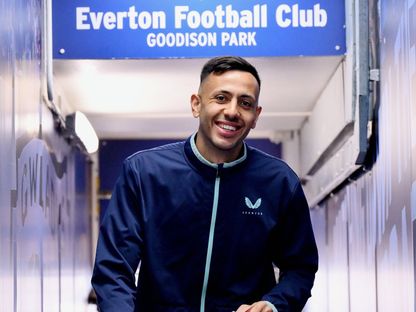 جناح إيفرتون الإنجليزي دوايت ماكنيل - 3 مايو 2025 - X@Everton