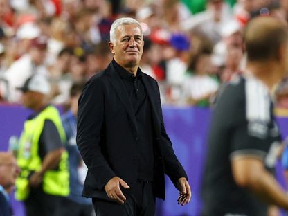 مدرب الجزائر فلاديمير بيتكوفيتش خلال مباراة ضد النمسا في كأس العالم - 27 يونيو 2026 - REUTERS