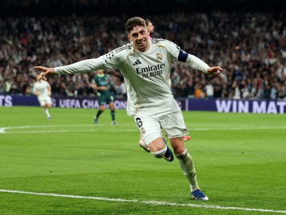 فيديريكو فالفيردي قائد ريال مدريد يحتفل بعد التسجيل بمواجهة مانشستر سيتي في ذهاب ثمن نهائي دوري أبطال أوروبا - 11 مارس 2026 - Reuters