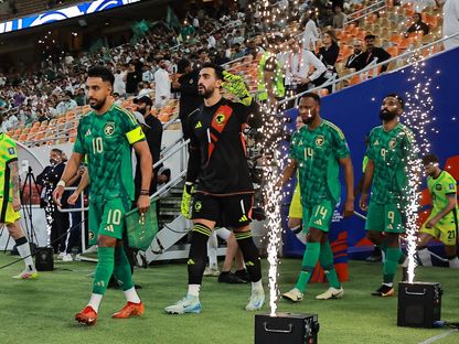لاعبو منتخب السعودية قبل مواجهة أستراليا بتصفيات كأس العالم 2026 - 10 يونيو 2025 - Reuters