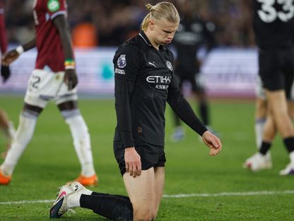 إيرلينغ هالاند محبطاً خلال مباراة بين مانشستر سيتي ووست هام يونايتد - 14 مارس 2026 - Action Images via Reuters