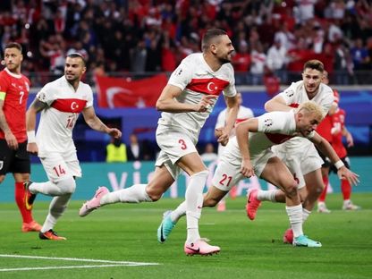ميريح ديميرال مدافع منتخب تركيا يحتفل بتسجيل الهدف الأول في مرمى النمسا بثمن نهائي بطولة أوروبا- 2 يوليو 2024 - UEFA