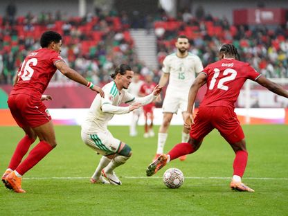 أنيس حاج موسى جناح منتخب الجزائر خلال مواجهة غينيا الاستوائية في كأس أمم إفريقيا - 31 ديسمبر 2025 - REUTERS
