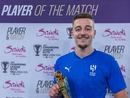 سيرجي ميلينكوفيتش سافيتش لاعب الهلال بعد تتويجه بجائزة رجل المباراة أمام غوانغجو - 25 أبريل 2025 - X/Alhilal_FC