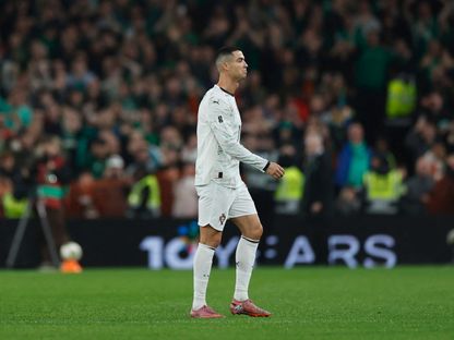 كريستيانو رونالدو بعد طرده خلال مباراة بين البرتغال وإيرلندا في تصفيات كأس العالم 2026 - 13 نوفمبر 2025 - REUTERS