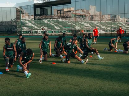 تدريبات لاعبي الأهلي السعودي قبل مواجهة الوحدة الإماراتي في دوري أبطال آسيا للنخبة - 7 فبراير 2026 - X/@ALAHLI_FC