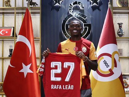 رافائيل لياو بعد الانضمام إلى غلطة سراي التركي - 30 أغسطس 2026 - X/@GalatasaraySK