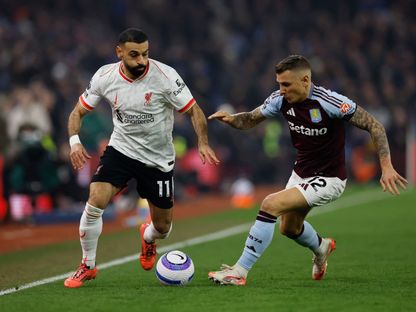 محمد صلاح لاعب ليفربول خلال مواجهة أستون فيلا بالدوري الإنجليزي الممتاز - 19 فبراير 2025 - REUTERS