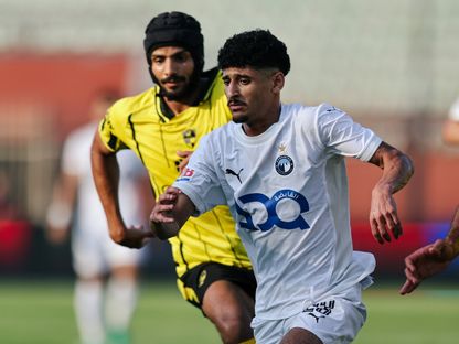 طردان وتعثر مبكر لبيراميدز وتكريم لاعب راحل في افتتاح موسم الدوري المصري