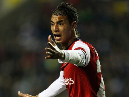 مروان الشماخ مهاجم أرسنال السابق خلال لقاء ضد ريدينغ في كأس رابطة الأندية الإنجليزية - 30 أكتوبر 2012 - Reuters