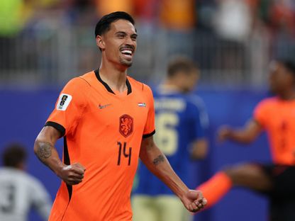 تيجاني ريندرز لاعب هولندا خلال مواجهة السويد بكأس العالم - 20 يونيو 2026 - Reuters