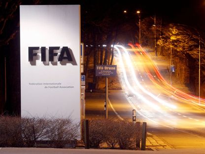 شعار الاتحاد الدولي لكرة القدم "فيفا" - 28/02/2022 - REUTERS