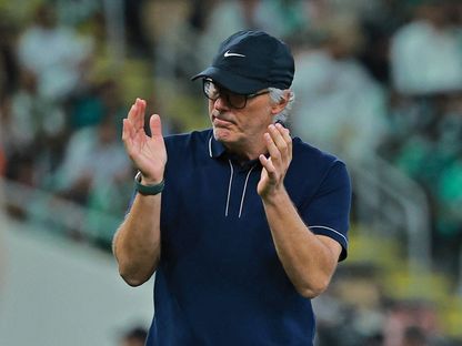 لوران بلان مدرب الاتحاد خلال مباراة الأهلي بديربي جدة بدوري روشن السعودي - 5 أبريل 2025 - Reuters