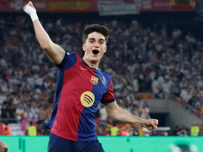 لاعب برشلونة باو فيكتور يحتفل بهدف الفريق ضد ريال مدريد في نهائي كأس الملك - 27 أبريل 2025 - Reuters