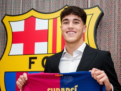 باو كوبارسي بعد تجديد عقده مع برشلونة - 13 فبراير 2025 - X/@FCBarcelona_es