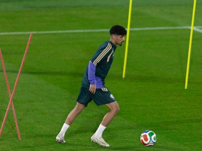 علي لاجامي في تدريبات المنتخب السعودي - 23 مارس 2026 - X/@SaudiNT