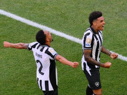 احتفال لاعبي بوتافوغو البرازيلي بتسجيل هدف في مرمى سياتل ساوندرز الأمريكي بكأس العالم للأندية - 15 يونيو 2025 - Reuters