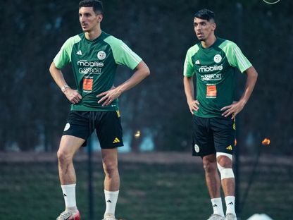 عادل بولبينة من تدريبات منتخب الجزائر الرديف - 1 ديسمبر 2025 - FB/Équipe d'Algérie de football