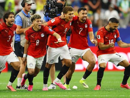 فرحة لاعبين من مصر بالتأهل إلى ثمن نهائي كأس العالم بعد الفوز على أستراليا - 3 يوليو 2026 - Reuters
