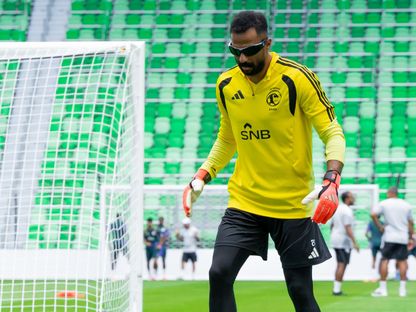 محمد العويس حارس السعودية في التدريبات قبل مواجهة أوروغواي بكأس العالم - 13 يونيو 2026 - X@SaudiNT