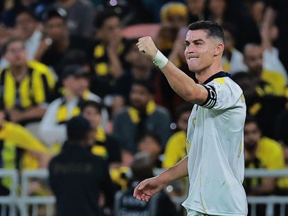 احتفال كريستيانو رونالدو نجم نادي النصر بهدفه في مرمى الاتحاد بالدوري السعودي - 26 سبتمبر 2025 - Reuters