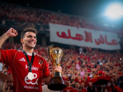الزمالك يطالب البرلمان بالتحقيق في عقود لاعبي الأهلي بسبب زيزو