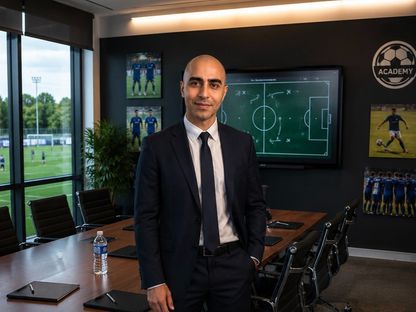 بسام الرويهم المستشار الرياضي والمختص في الاستثمار الرياضي ومراكز التكوين في فرنسا - الشرق بلومبرغ