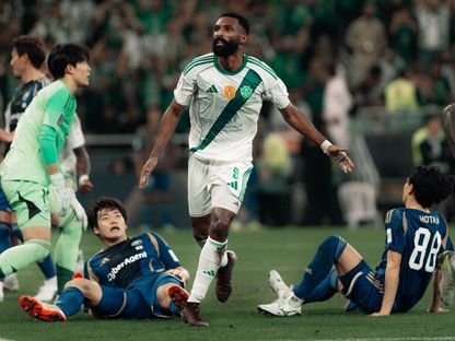 احتفال فراس البريكان مهاجم الأهلي بتسجيل هدف في مرمى ماتشيدا بنهائي دوري أبطال آسيا للنخبة - 25 أبريل 2026 - X/@ALAHLI_FC|