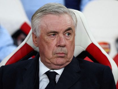 أنشيلوتي على دكة بدلاء ريال مدريد في مباراة أرسنال بذهاب ربع نهائي دوري أبطال أوروبا - Reuters