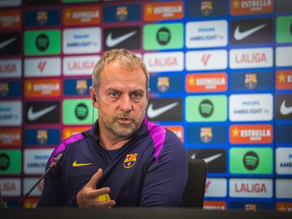 مدرب برشلونة هانزي فليك خلال مؤتمر صحافي - 17 أكتوبر 2025 - @FCBarcelona