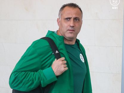 إبراهيم حمداني مدرب منتخب الجزائر تحت 21 عاماً - 2 سبتمبر 2026 - FB/Lesverts.faf