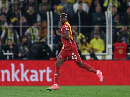 فيكتور أوسيمين مهاجم غلطة سراي خلال مواجهة فنربخشة في كأس تركيا - 2 أبريل 2025 - Reuters