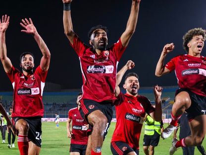 صدام الشيبي والشحات يتصدر أبرز لقطات مباراة الأهلي وبيراميدز