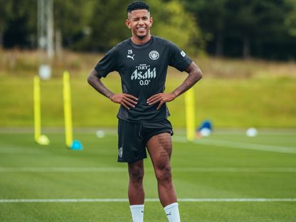 سافينيو مهاجم مانشستر سيتي خلال تدريب الفريق - 1 أغسطس 2025 - X/@ManCity