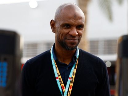 لاعب كرة القدم السابق إريك أبيدال قبل سباق جائزة البحرين الكبرى للفورمولا 1 - 2 مارس 2024 - ٌReuters