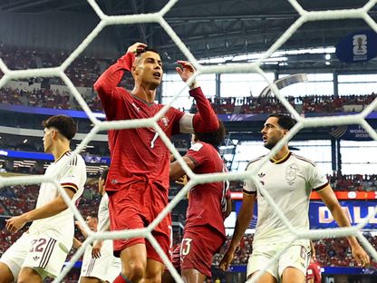 كريستيانو رونالدو قائد البرتغال يتحسر على فرصة أمام مرمى إسبانيا بكأس العالم - 6 يوليو 2026 - Reuters