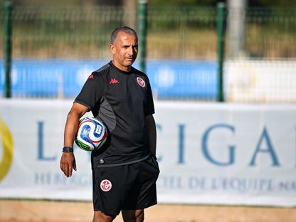 صبري اللموشي مدرب تونس خلال تدريب - 21 مايو 2026 - FB/@Équipe Nationale Tunisienne