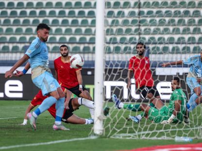 ياسر إبراهيم مدافع الأهلي يسجل هدف الفوز ضد حرس الحدود - 23 سبتمبر 2025 - FB/alahly