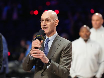 آدم سيلفر مفوض دوري كرة السلة الأميركي للمحترفين قبل مباراة كل النجوم - 16 فبراير 2026 - IMAGN IMAGES via Reuters Connect