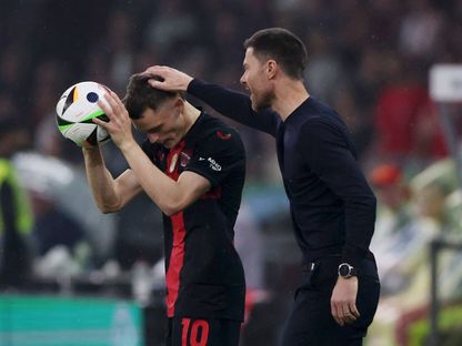 والد فيرتز يسافر إنجلترا للاجتماع بمسؤولي مانشستر سيتي