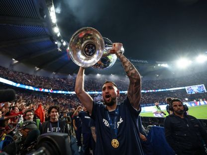 هل يتعاقد ريال مدريد مع نجم باريس سان جيرمان مجاناً؟