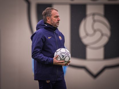 هانزي فليك مدرب برشلونة قبل مواجهة سلافيا براغ في دوري أبطال أوروبا - 20 يناير 2026 - X/@@FCBarcelona_es