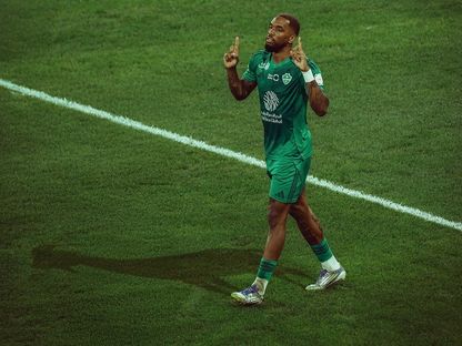 إيفان توني مهاجم الأهلي يحتفل بعد التسجيل في مرمى النصر بدوري روشن السعودي - 2 يناير 2026 - X/@ALAHLI_FC