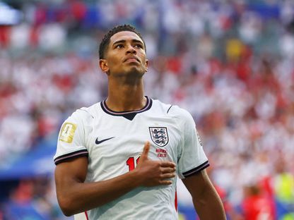 جود بيلينغهام يحتفل بهدفه في مباراة النرويج وإنجلترا بكأس العالم - 11 يوليو 2026 - Reuters