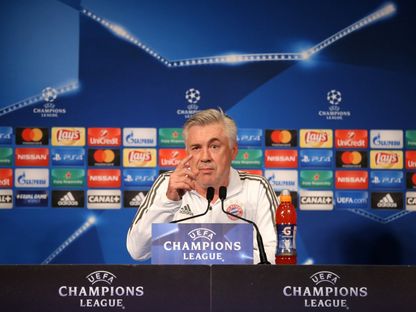 كارلو أنشيلوتي خلال مؤتمر صحفي قبل مواجهة بايرن ميونيخ وباريس سان جيرمان في دوري أبطال أوروبا - 26 سبتمبر 2017 - Reuters