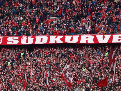 مشجعون لبايرن ميونيخ في ملعب "أليانز أرينا" قبل مباراة ضد يونيون برلين بالدوري الألماني - 21 مارس 2026 - REUTERS