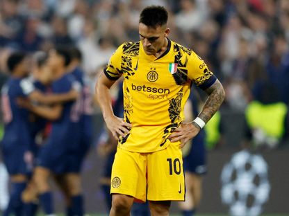لاعب إنتر ميلان لاوتارو مارتينيز بعد مباراة نهائي دوري أبطال أوروبا ضد باريس سان جيرمان - 31 مايو 2025 - Reuters